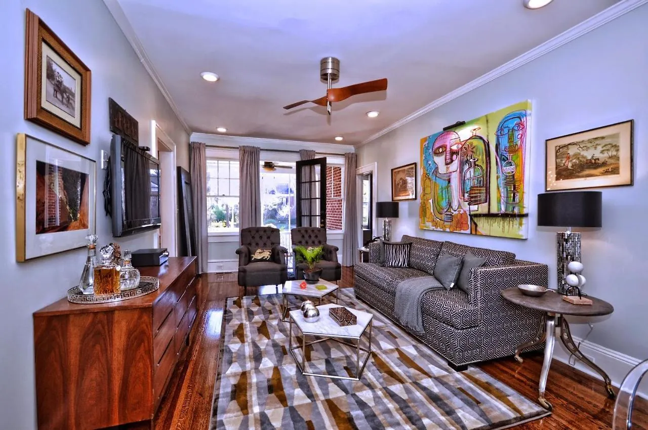 The Home Collection Clt: 500 Queens Charlotte
