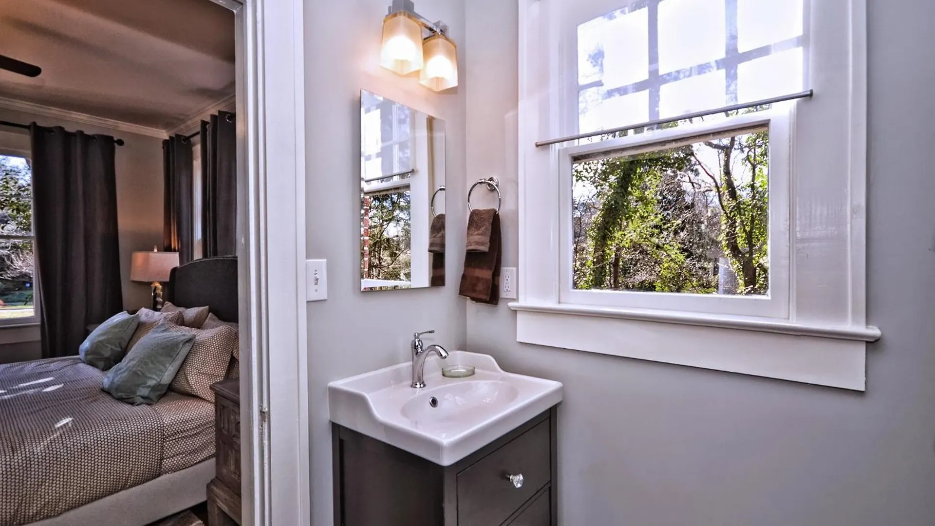 Appartement The Home Collection Clt: 500 Queens Charlotte