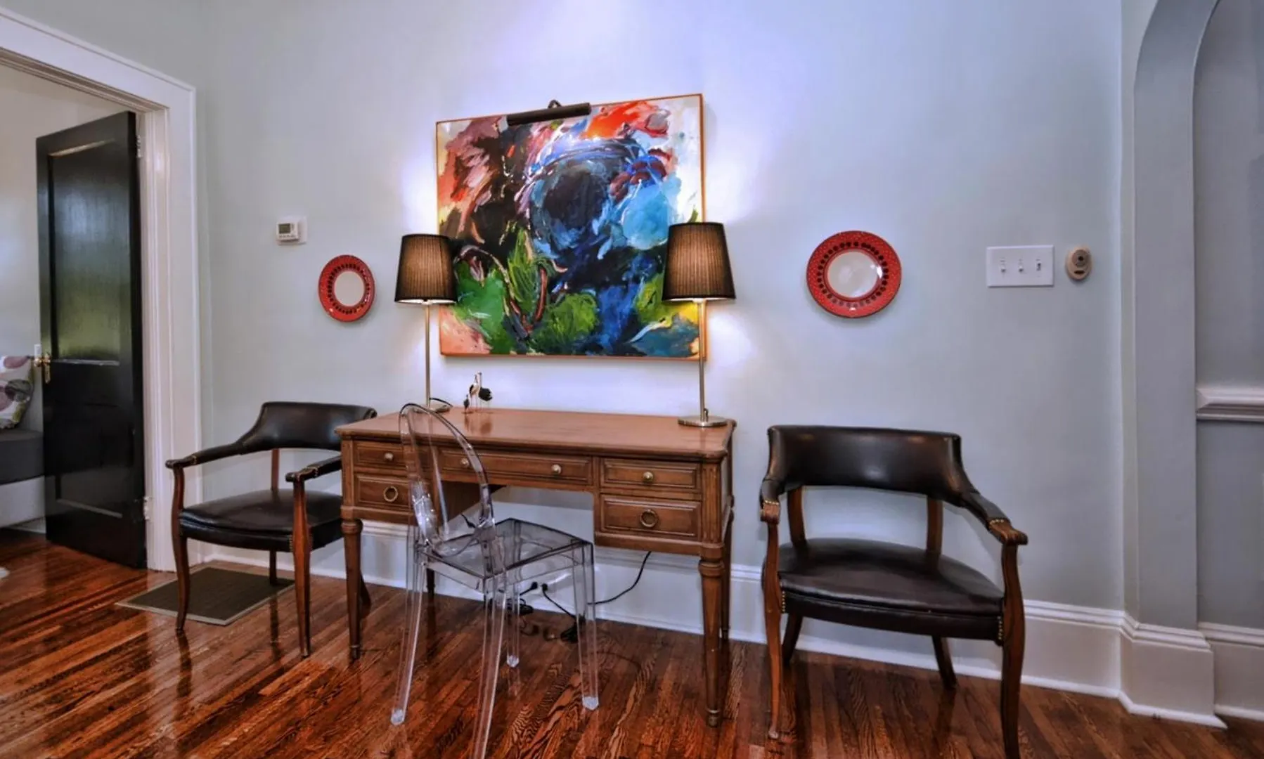 The Home Collection Clt: 500 Queens Charlotte