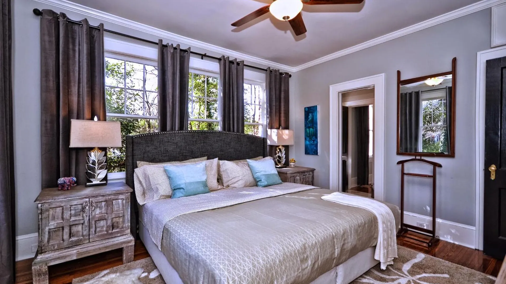 Appartement The Home Collection Clt: 500 Queens Charlotte